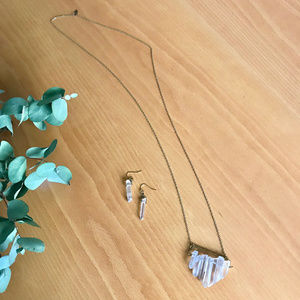 Necklace & Earrings Set Gold Tone + Crystal GUC